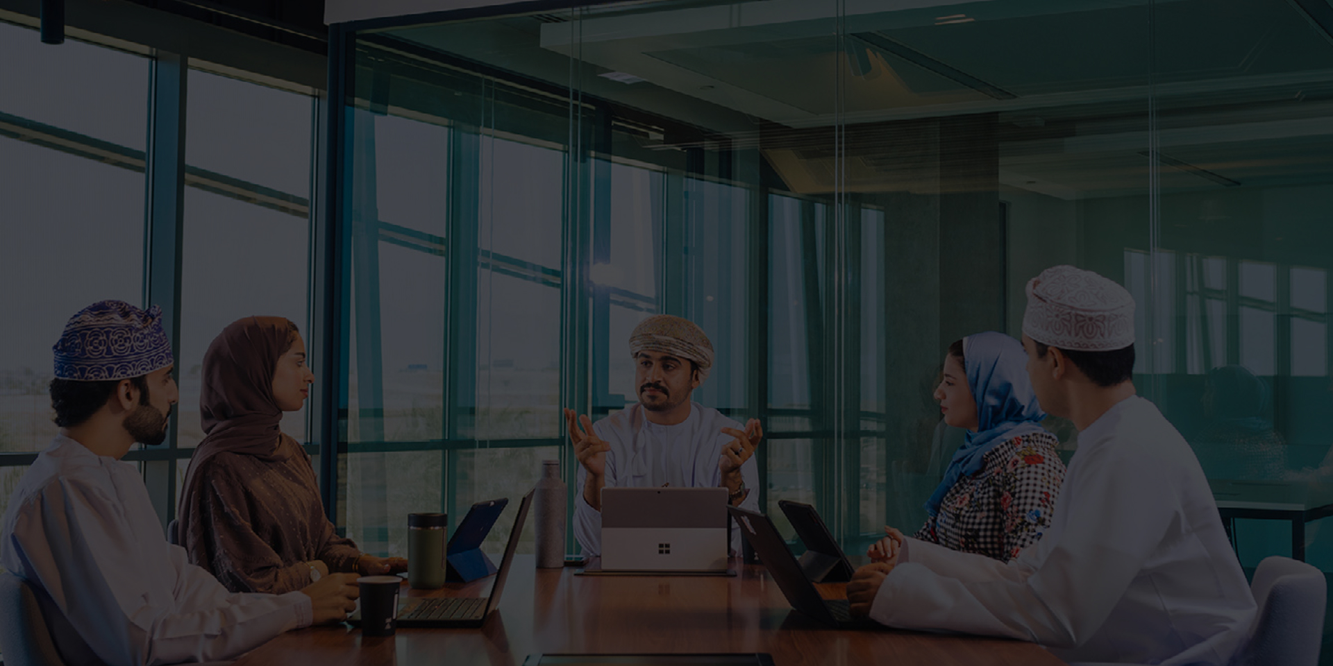 عمانتل بالأرقام - السنة المالية 2024